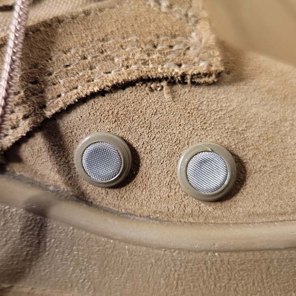 Combat Women's Army Vibram Weatherproof Boot - size (4W) - Excellent Condition - Picture 11 of 11